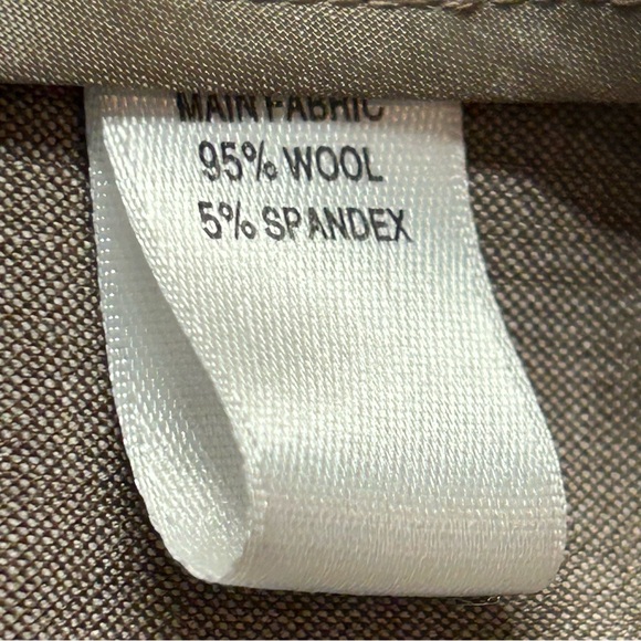 St John Womens 2 Piece Set Jacket Size S Pant Sz 8 Stretchy Wool Taupe Luxe - Picture 15 of 16